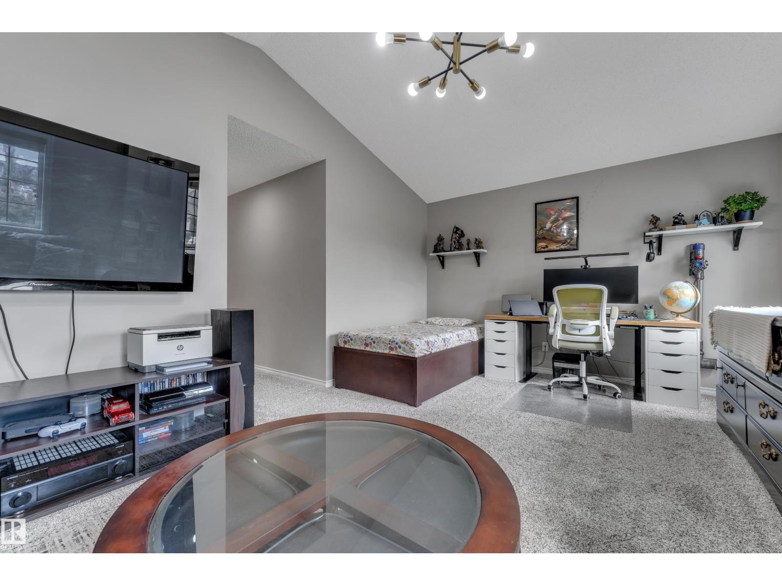 3230 21A AV NW - 23