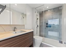 809 13725 George Junction, Surrey, BC V3T0V7 Photo 8