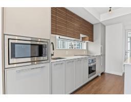 809 13725 George Junction, Surrey, BC V3T0V7 Photo 14