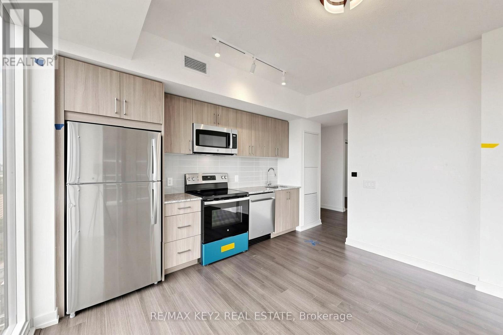 2219 - 4010 EGLINTON AVENUE W, Toronto (Humber Heights) — photo 8