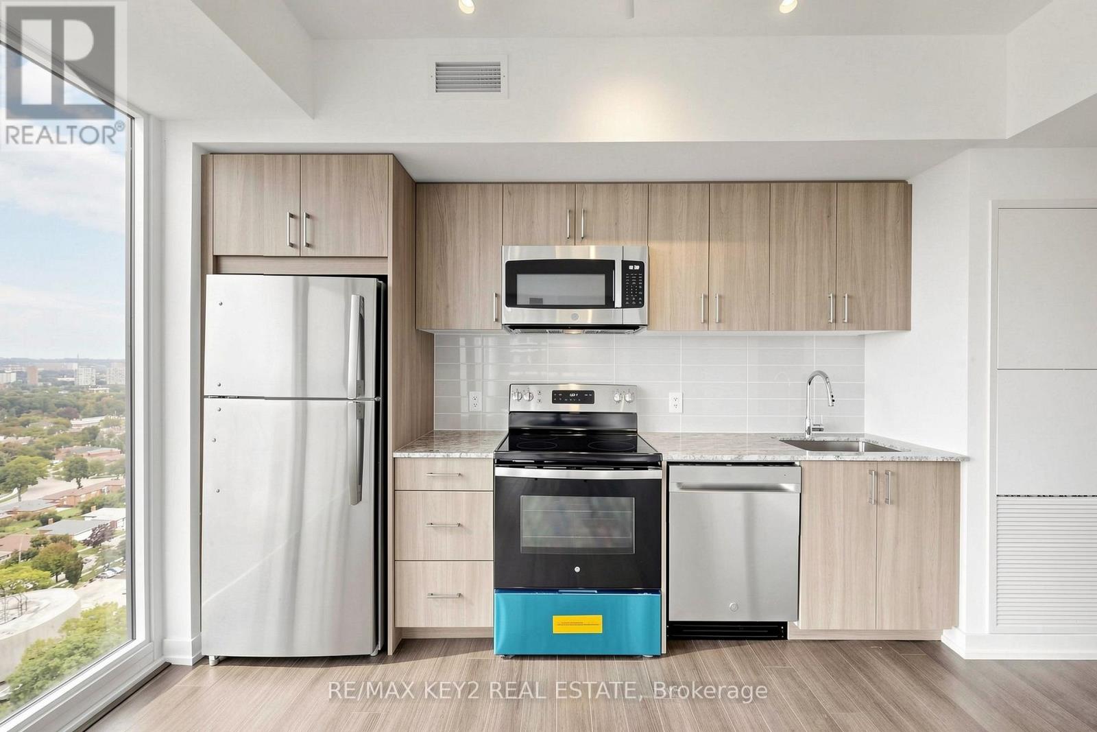 2219 - 4010 EGLINTON AVENUE W, Toronto (Humber Heights) — photo 9