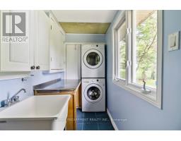 1361 Goldthorpe Road, Mississauga, ON L5G3R2 Photo 16