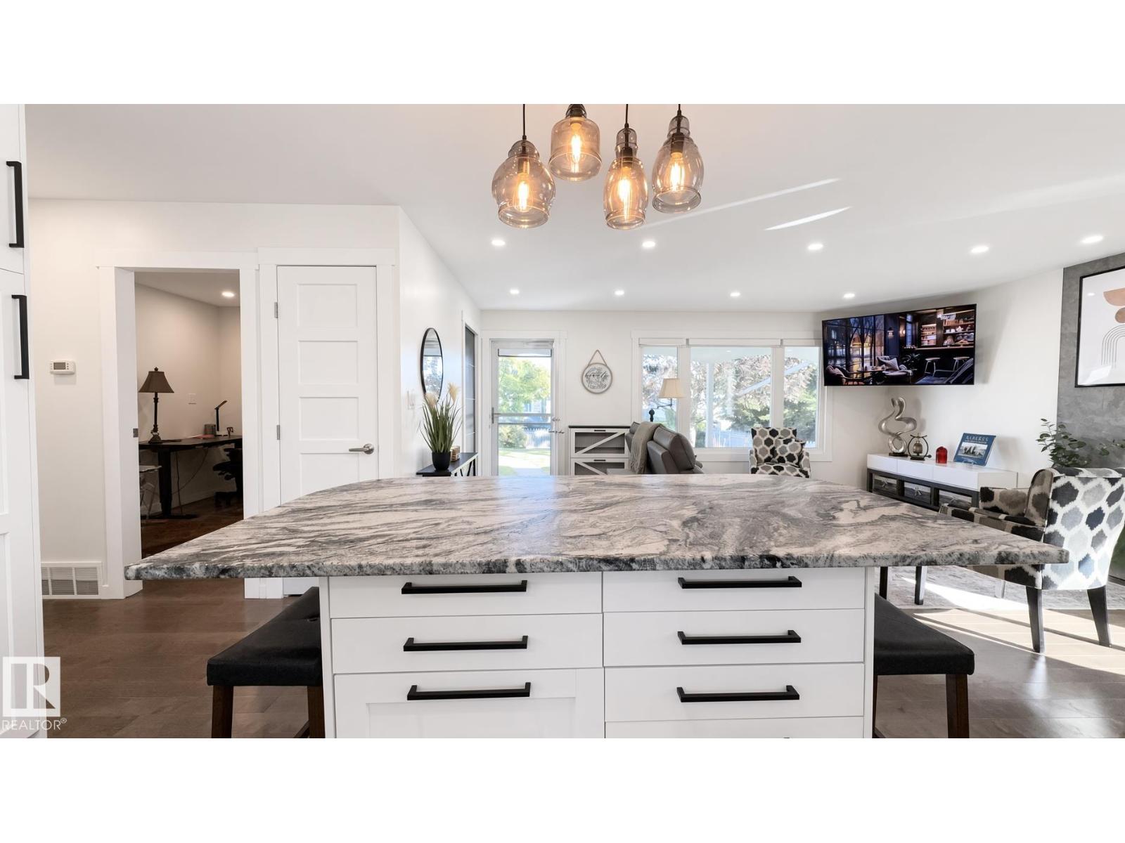 3508 106A ST NW - Image 10