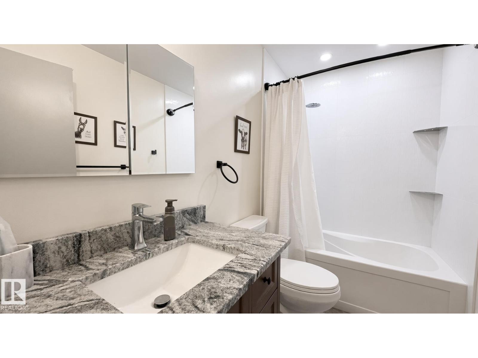3508 106A ST NW - 27