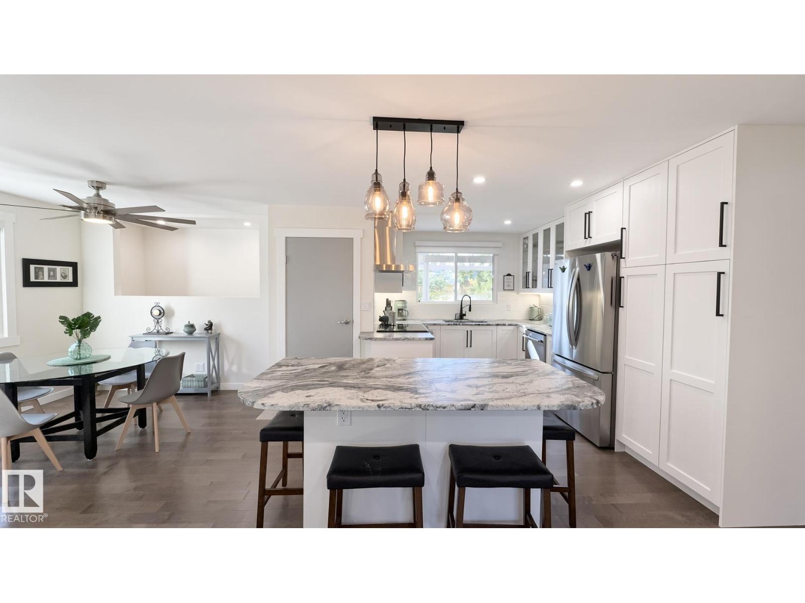 3508 106A St NW photo 5 — MLS® E4509453