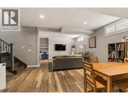 246 Woodpark Green Sw, Calgary, AB T2W6E9 Photo 33