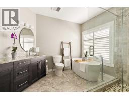 246 Woodpark Green Sw, Calgary, AB T2W6E9 Photo 26