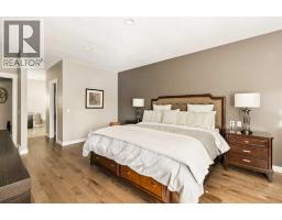 246 Woodpark Green Sw, Calgary, AB T2W6E9 Photo 25