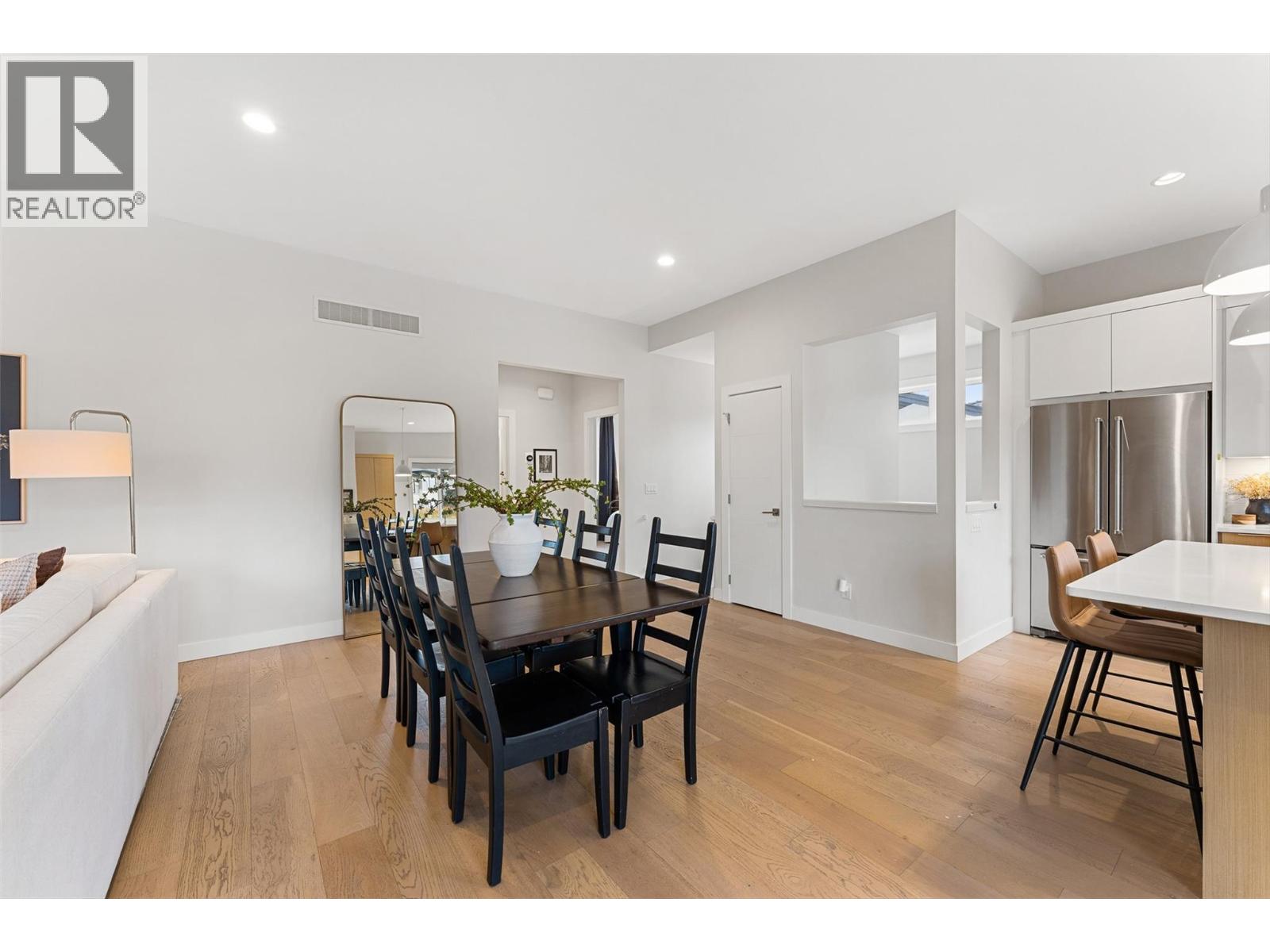 1341 Rocky Point, Kelowna