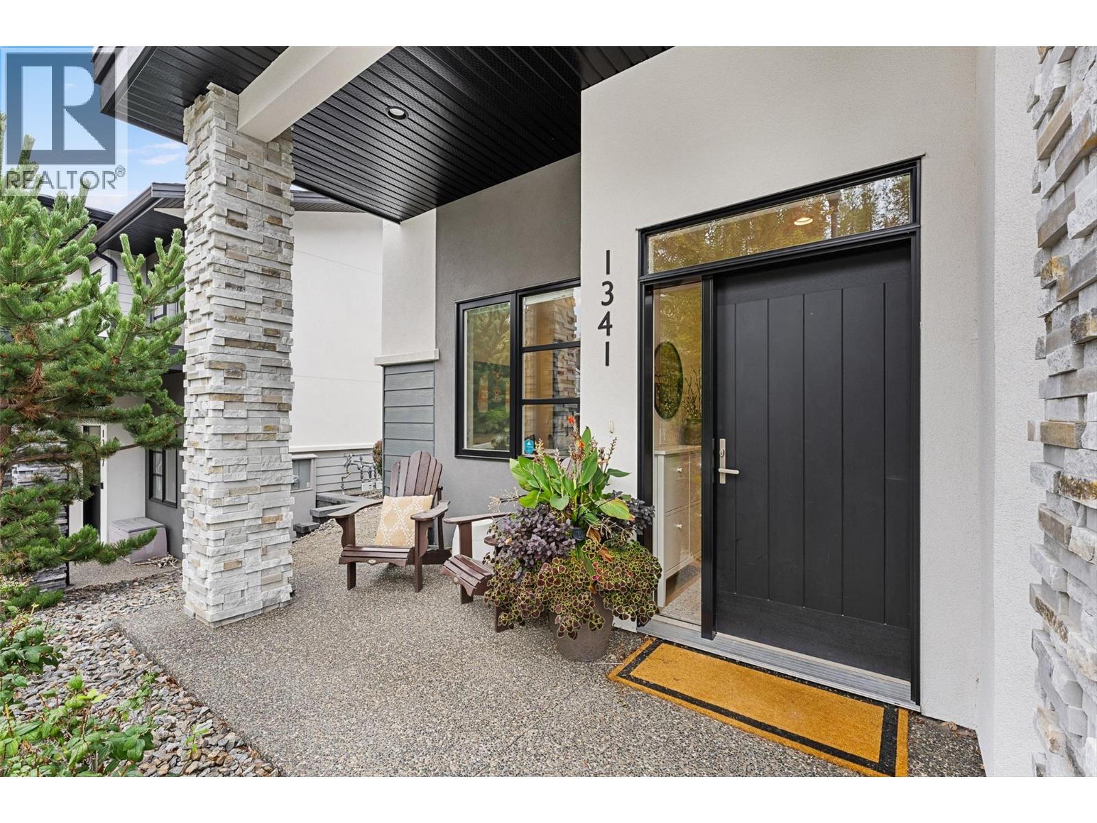 1341 Rocky Point, Kelowna