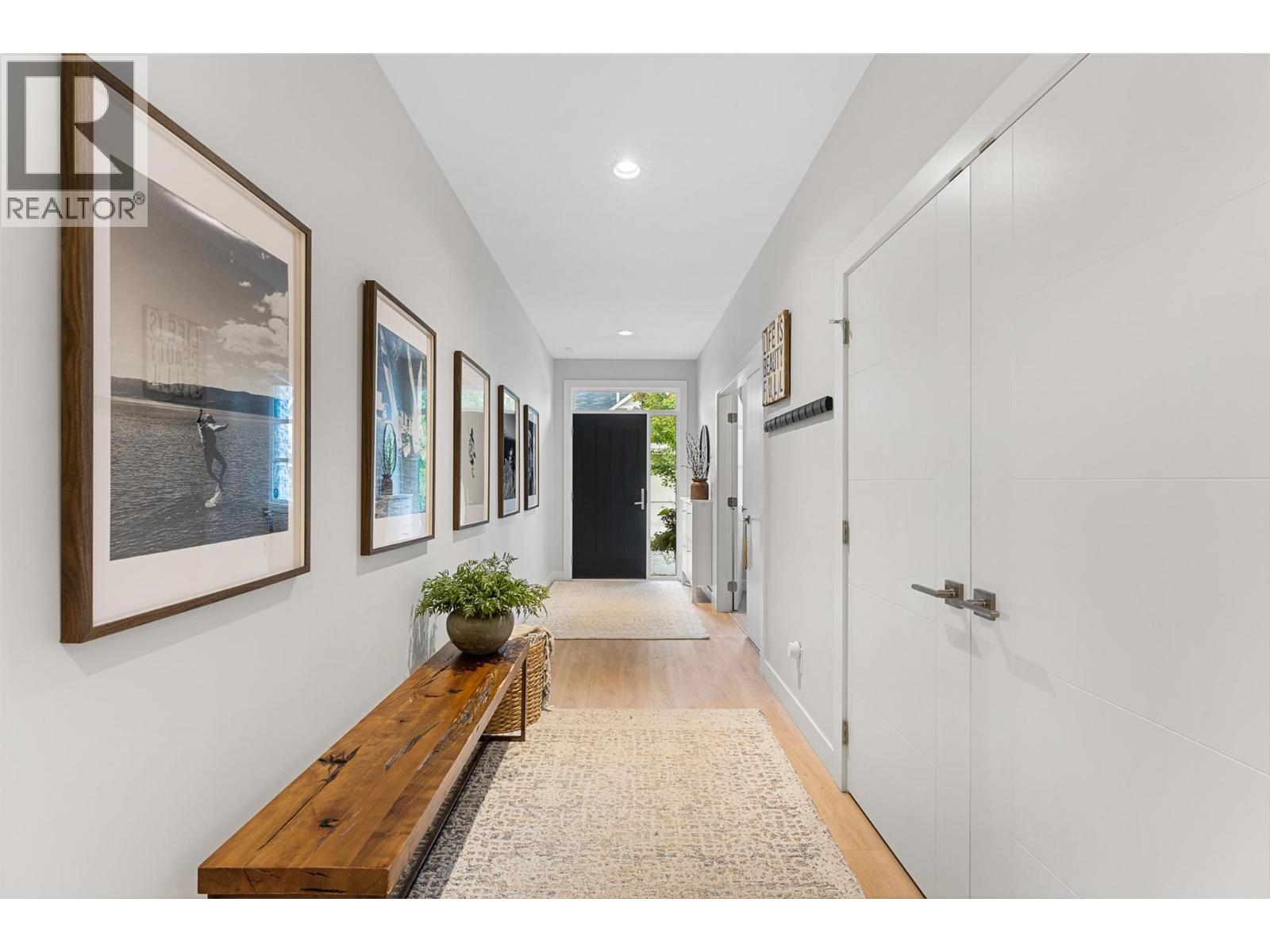 1341 Rocky Point, Kelowna