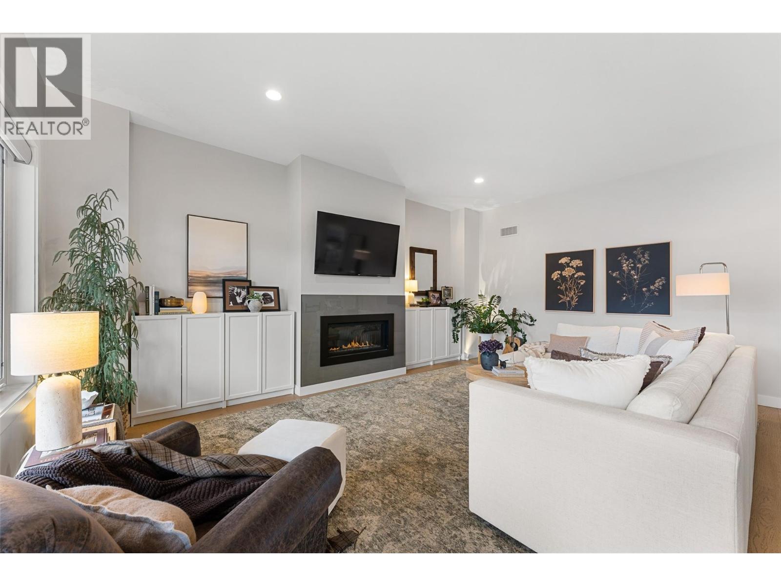 1341 Rocky Point, Kelowna