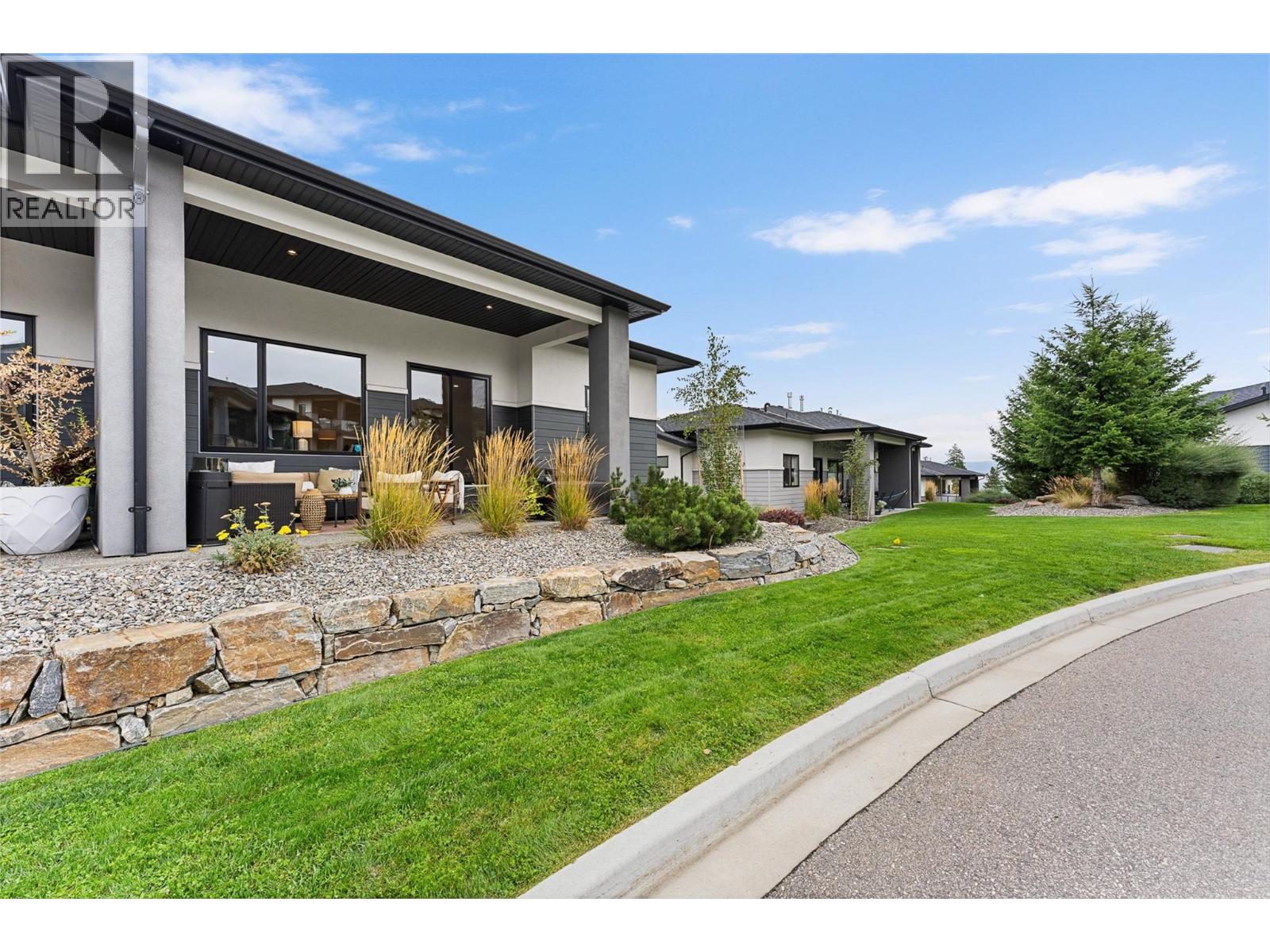1341 Rocky Point, Kelowna