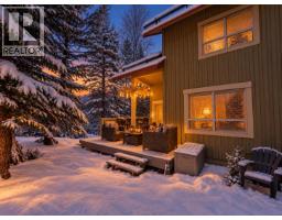 Full ensuite bathroom - 2025 Greywolf Drive Unit# 1, Panorama, BC V0A1T0 Photo 6