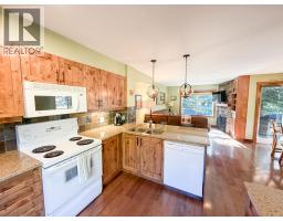 2025 Greywolf Drive Unit# 1, Panorama, BC V0A1T0 Photo 17