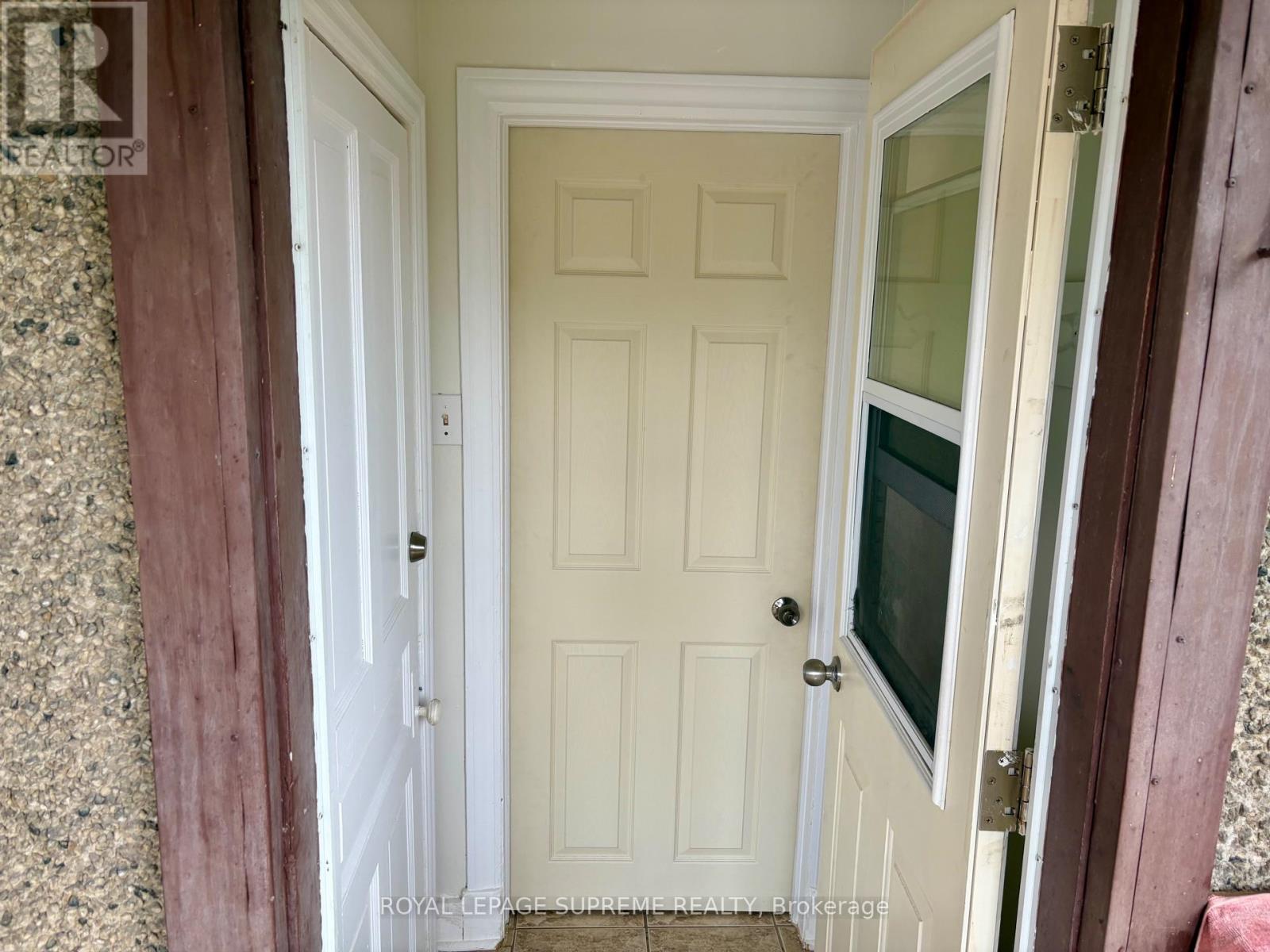 MAIN FLOOR - 30 FOURTH STREET, Welland (Lincoln/Crowland) — photo 7