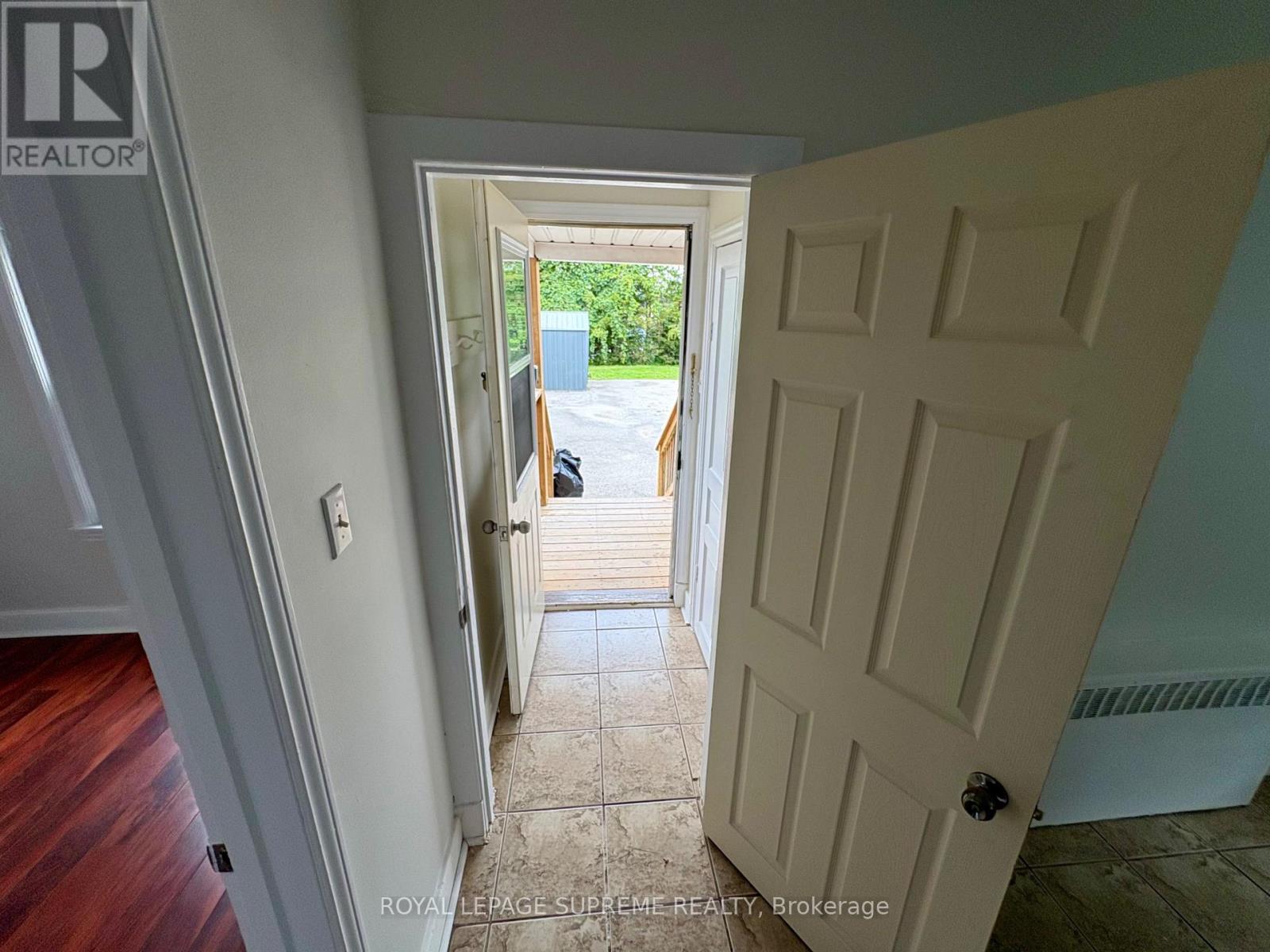 MAIN FLOOR - 30 FOURTH STREET, Welland (Lincoln/Crowland) — photo 8
