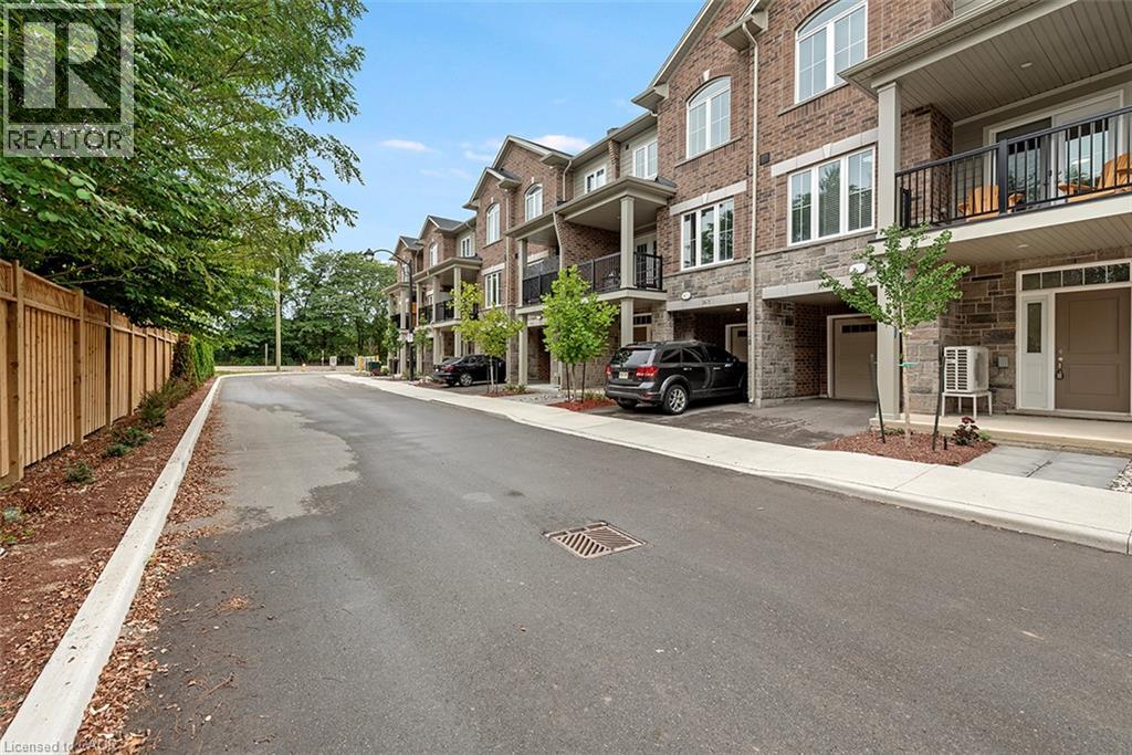 677 N PARK Road N Unit# 164, Brantford — photo 4