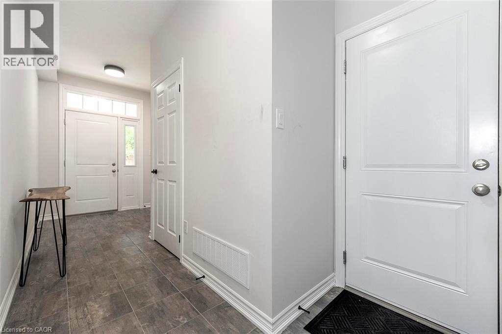 677 N PARK Road N Unit# 164, Brantford — photo 7