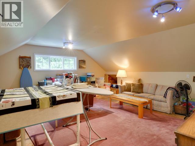 3067 SOUTHILL ROAD, Powell River