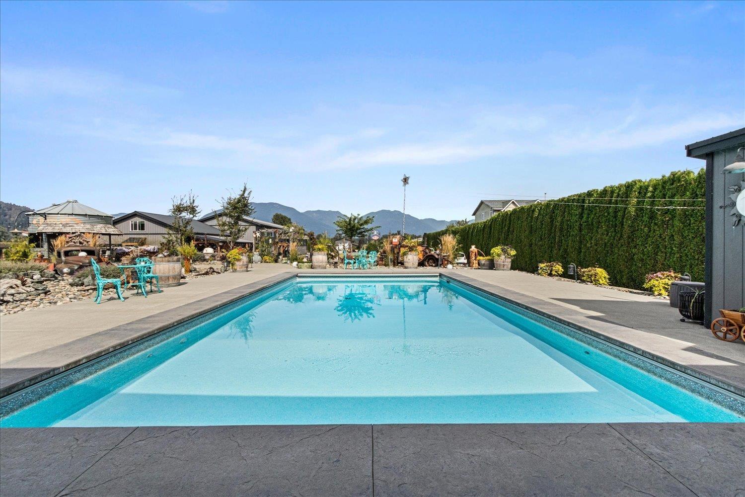 41385 SOUTH SUMAS ROAD, Greendale, Sardis - Greendale