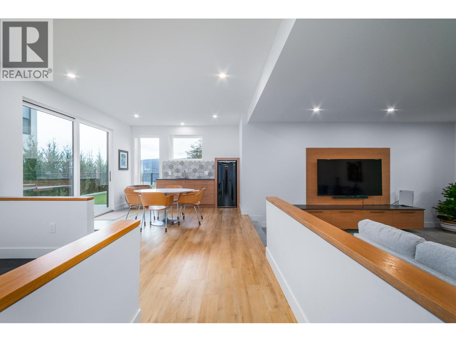 1543 Rocky Point Drive - 69