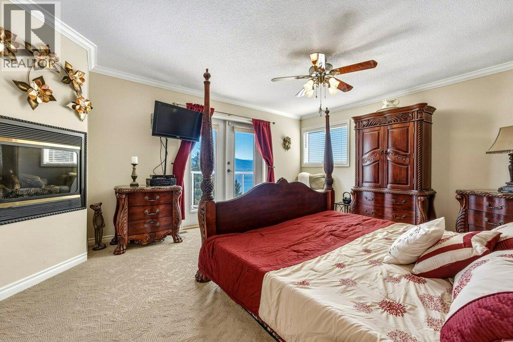 562 Mountain Drive - 27