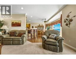 562 Mountain Drive, Vernon, BC V1H2B7 Photo 17