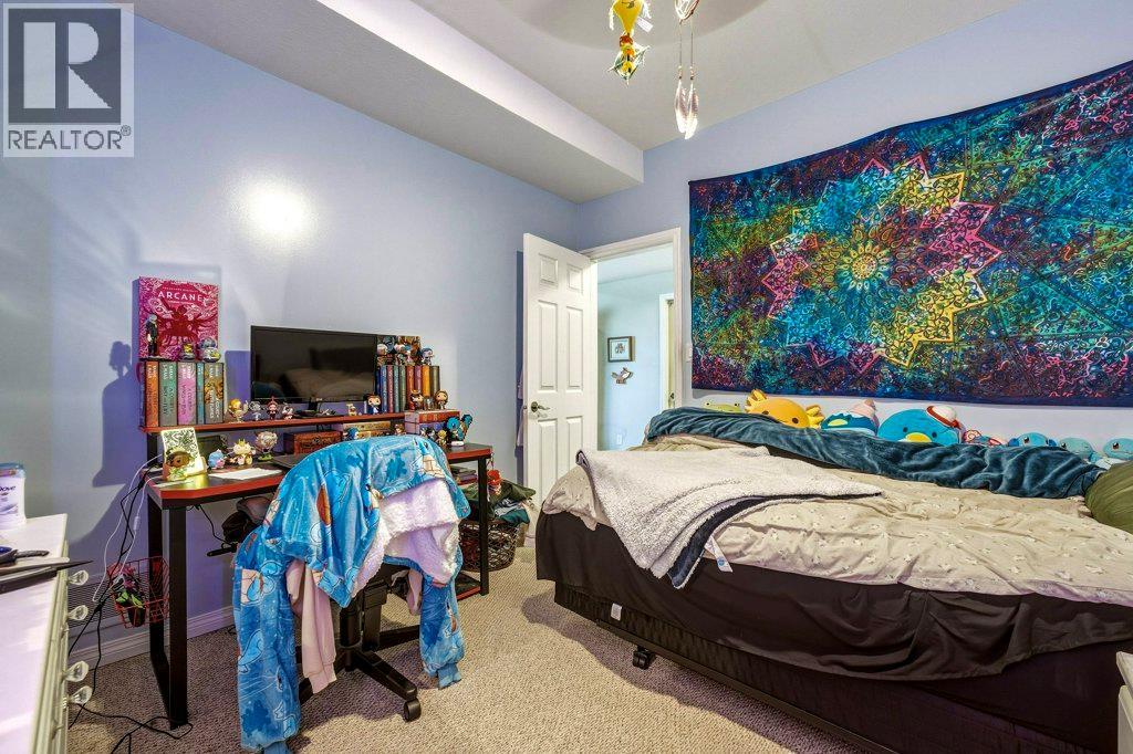 562 Mountain Drive - Image 39