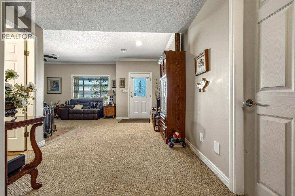 562 Mountain Drive - Image 36