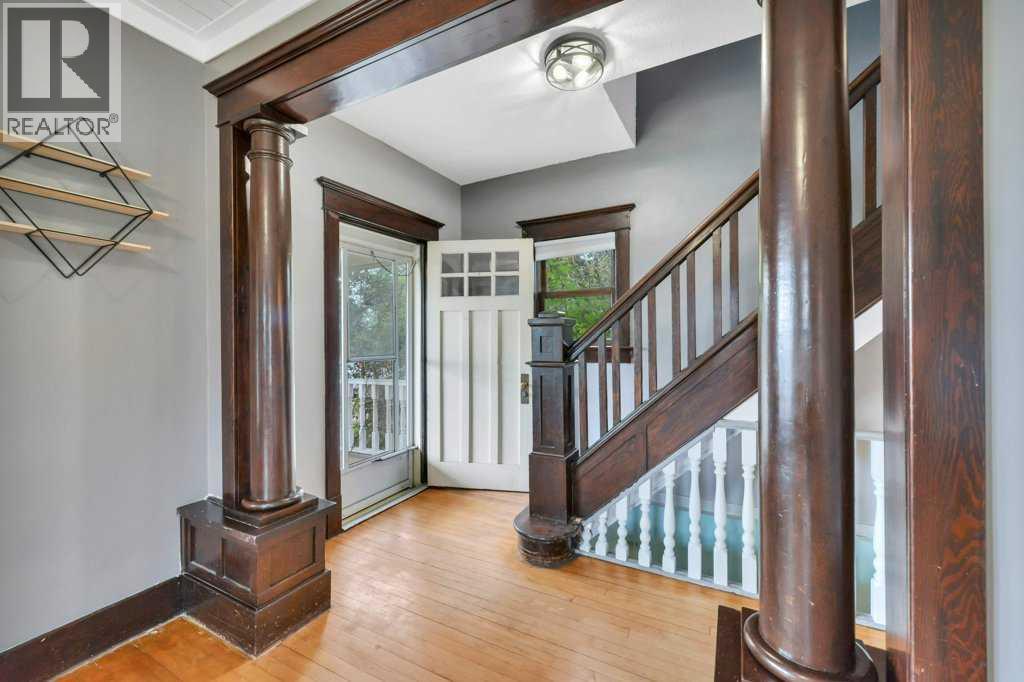 Listing photo – 5301 50 Street, Bentley