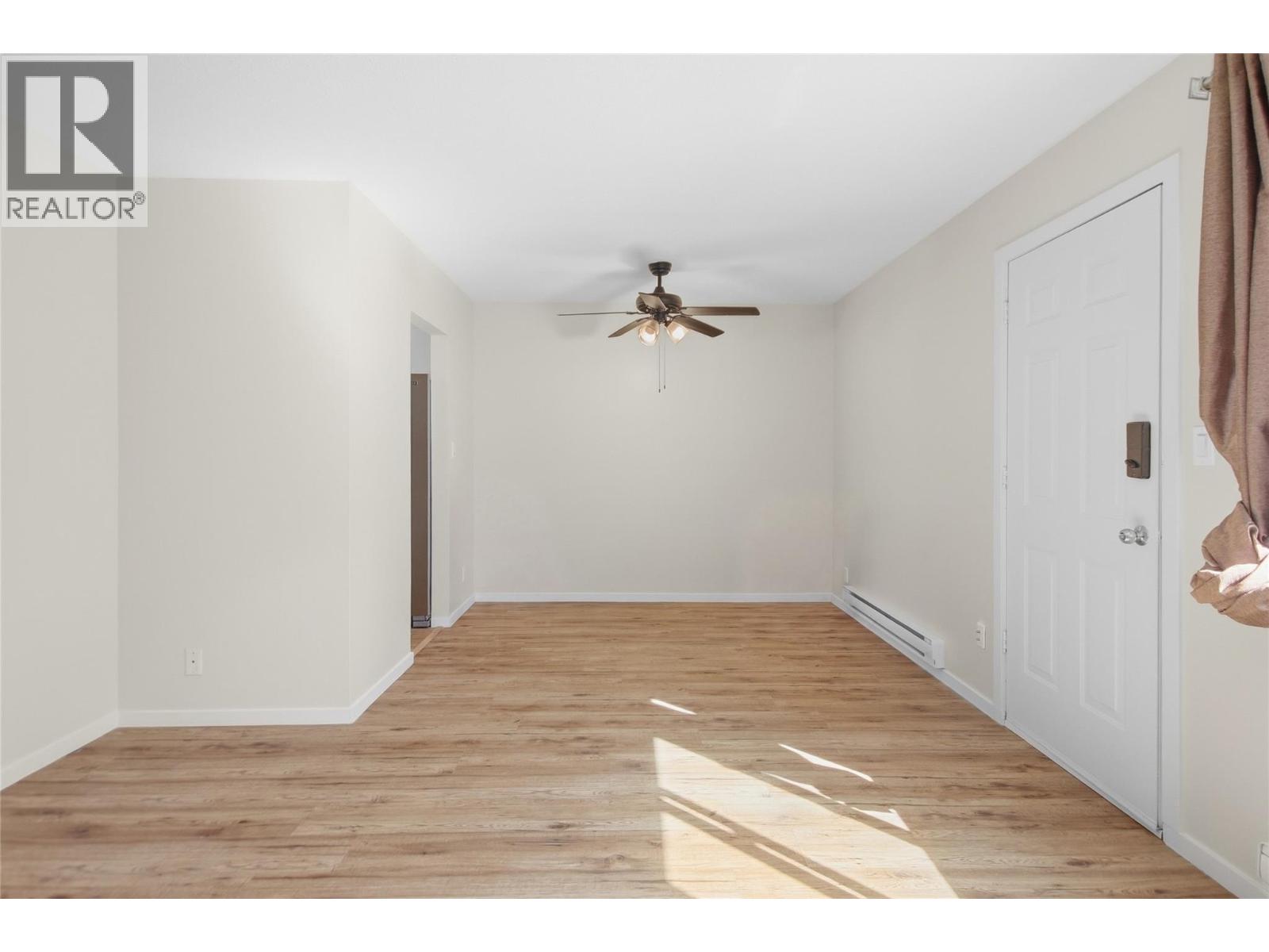 #32 700 Collingwood Drive - 23