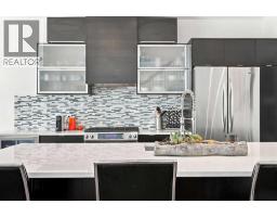 5pc Bathroom - 433 21 Avenue Nw, Calgary, AB T2M1J6 Photo 7