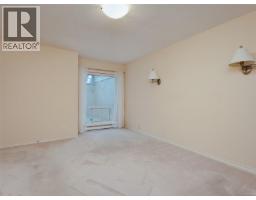 1 928 Bearwood Lane, Saanich, BC V8P3G1 Photo 18
