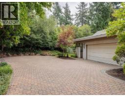 1 928 Bearwood Lane, Saanich, BC V8P3G1 Photo 38