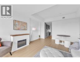 103/203 422 E 3rd Street, North Vancouver, BC V7L0K1 Photo 6