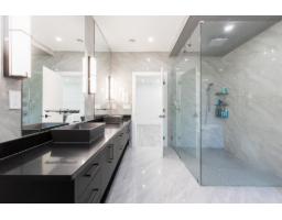 5573 125a Street, Surrey, BC V3X1W4 Photo 31