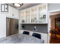618 Colborne Street, New Westminster, BC V3L2C9 Photo 8