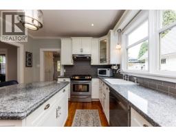 618 Colborne Street, New Westminster, BC V3L2C9 Photo 7
