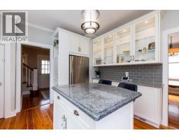 618 Colborne Street, New Westminster, BC V3L2C9 Photo 6