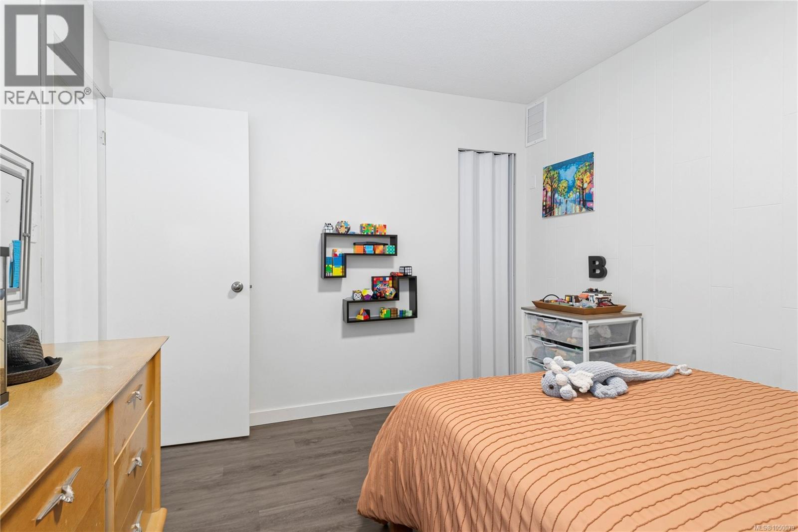 920 Watson Cres - 17
