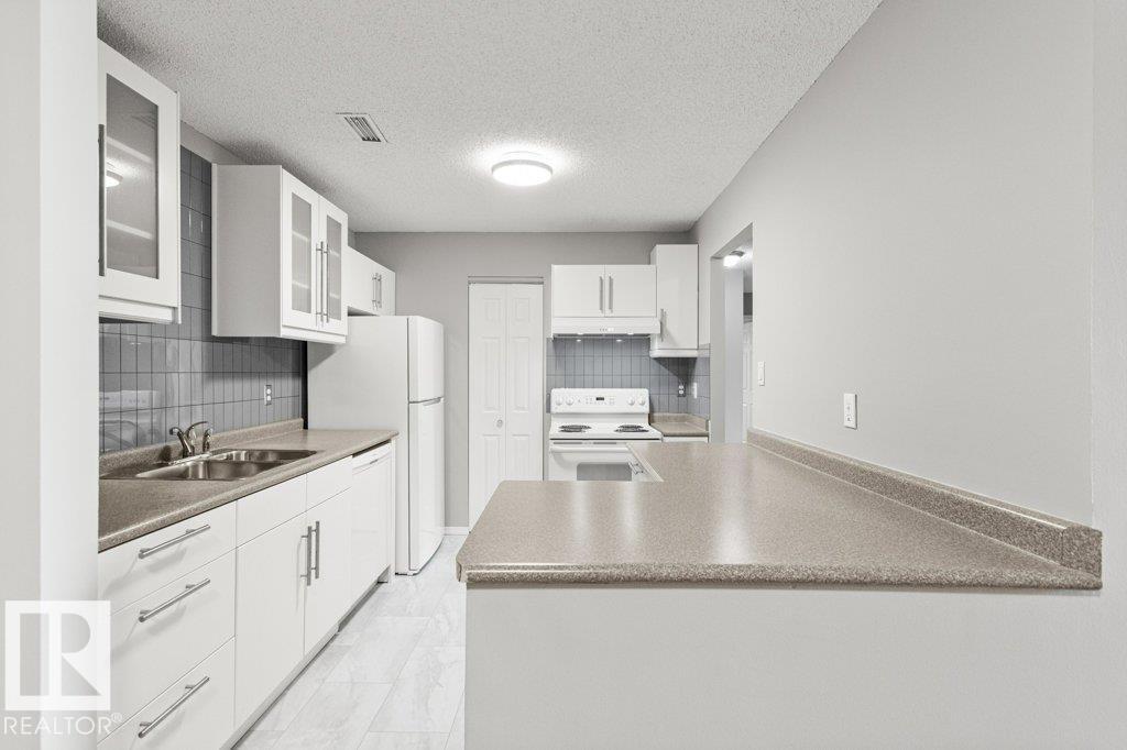 #4 14620 26 ST NW - 22