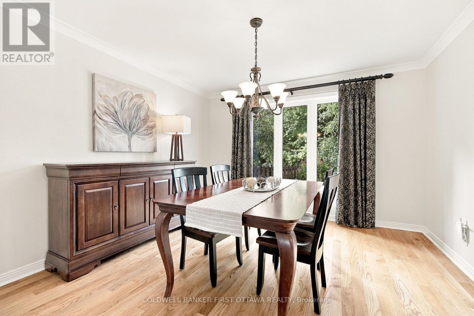 27 HAMPEL CRESCENT, Ottawa — photo 10