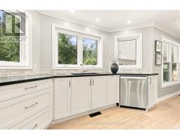 27 Hampel Crescent, Ottawa, ON K2S1E4 Photo 17