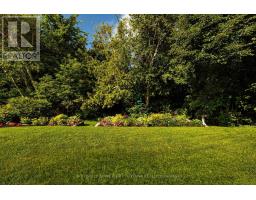 27 Hampel Crescent, Ottawa, ON K2S1E4 Photo 48