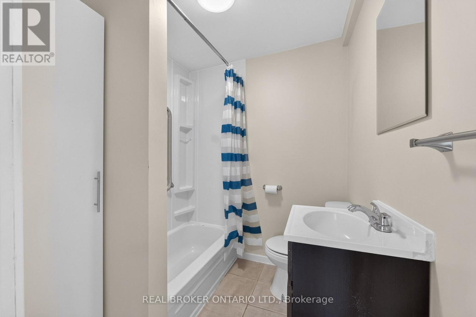 610 STEELE STREET - Image 23