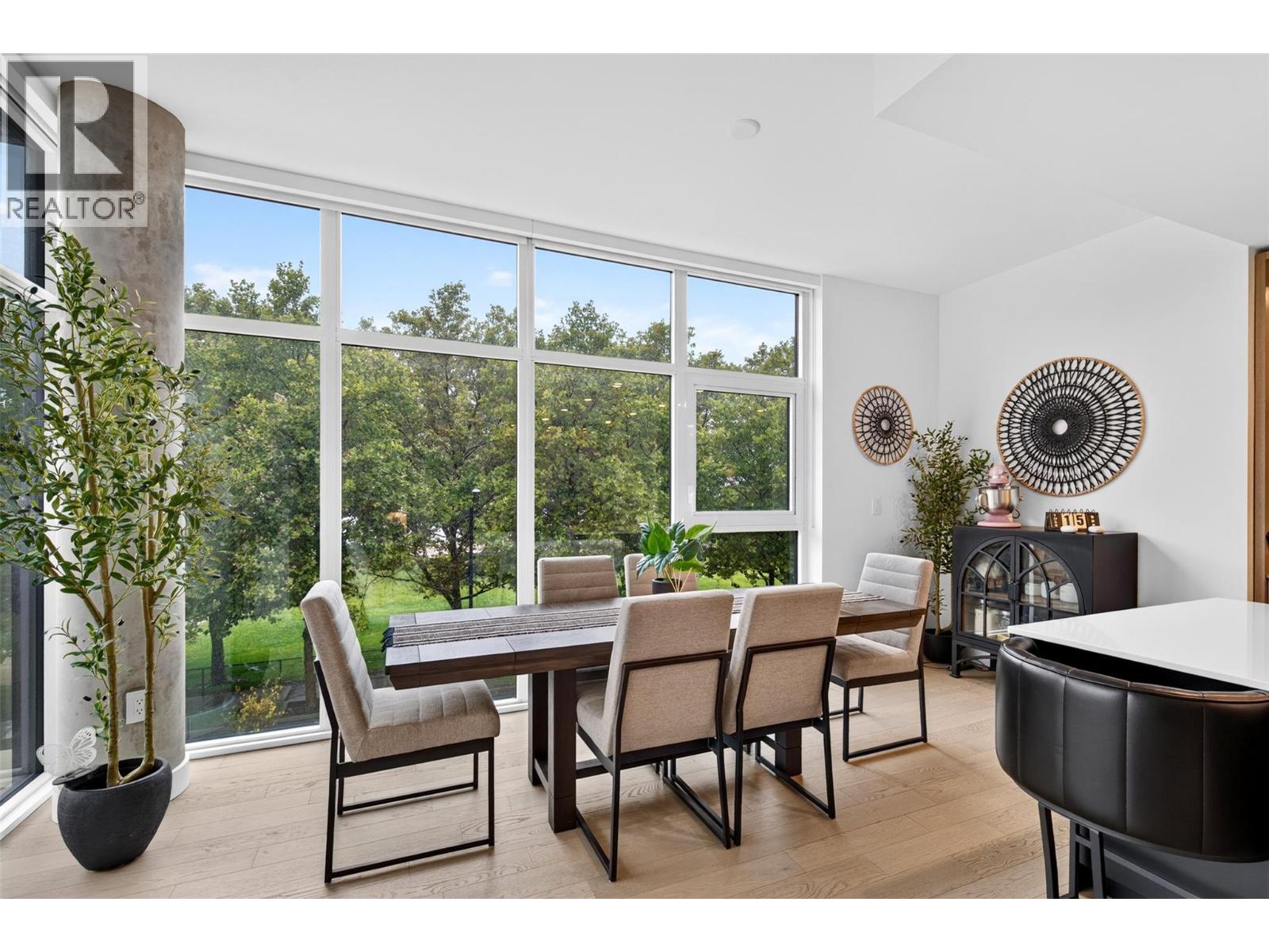 3389 Lakeshore Road Unit# 315, Kelowna