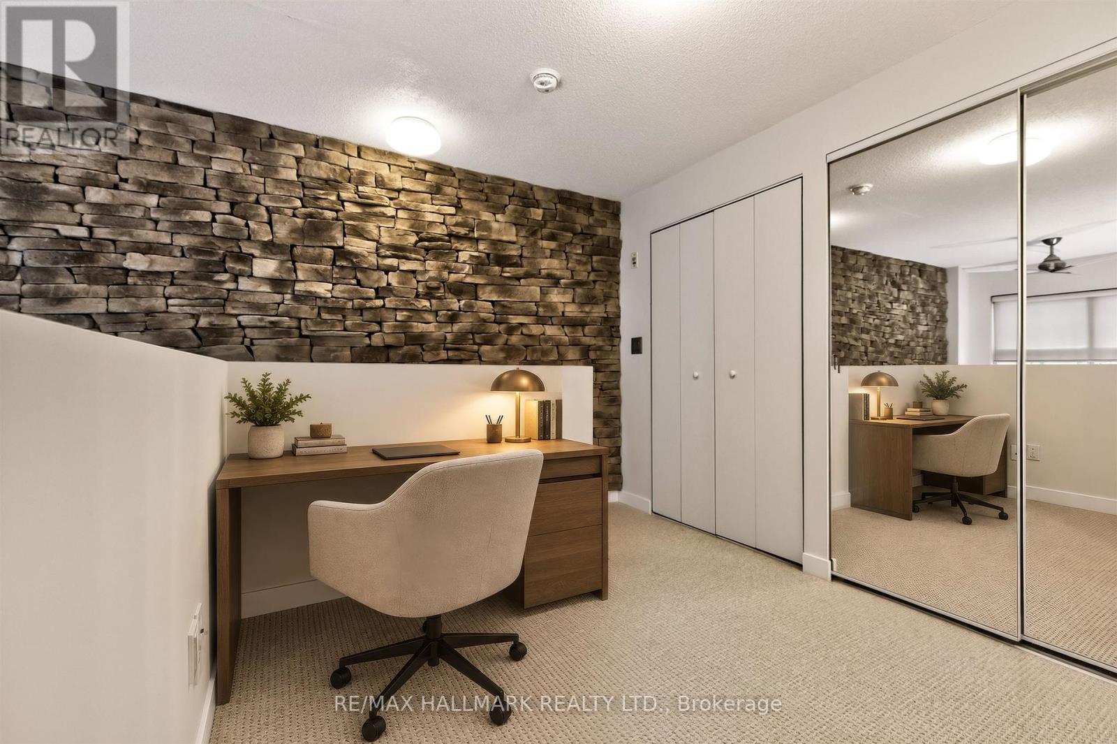 #103 21 EARL STREET - 20