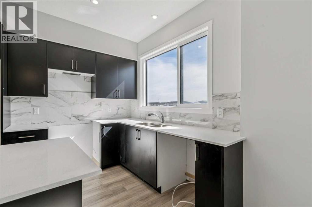 305, 1350 Cornerstone Street NE - photo 25