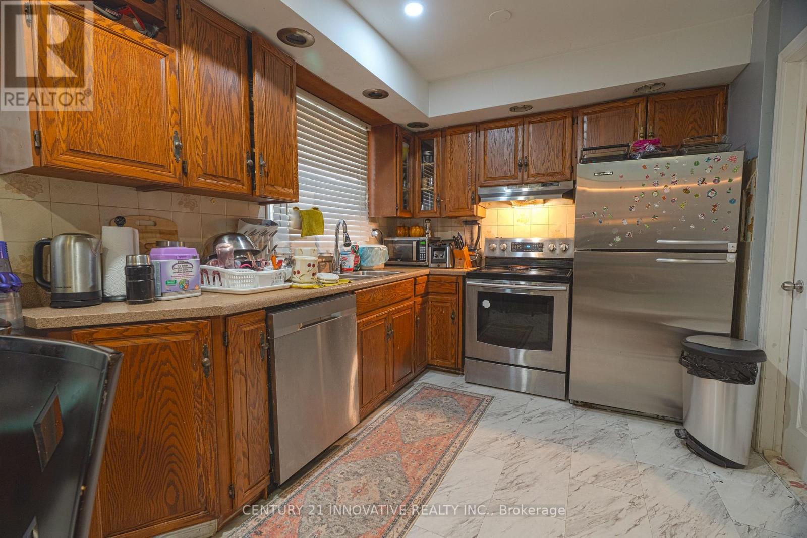 89 THICKSON ROAD S - 8